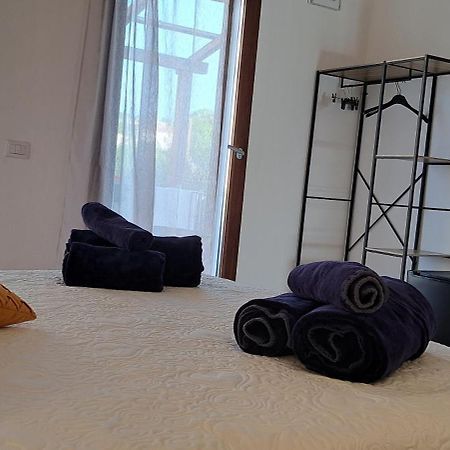 San Teodoro Rooms Экстерьер фото